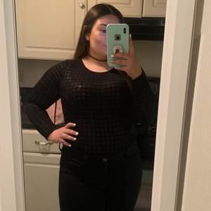 Meet your Posher, Alyssa